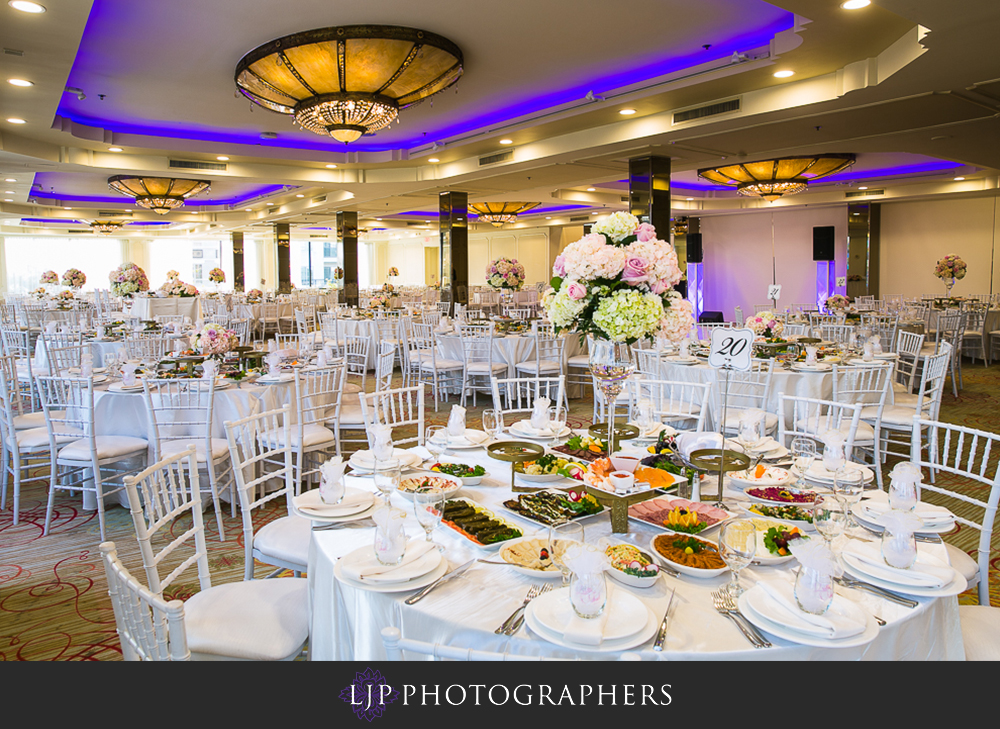 32-brandview-ballroom-wedding-photographer-wedding-reception-photos