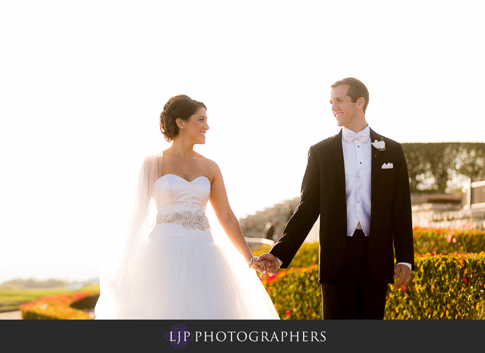 43-trump-national-golf-club-los-angeles-wedding-photographer-first-look-couple-session-wedding-party-photos