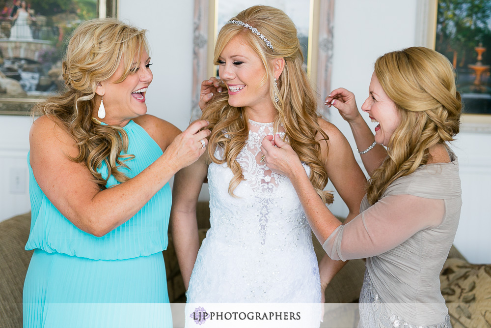 03-grand-tradition-estate-and-gardens-wedding-photogrpaher-getting-ready-couple-session-photos