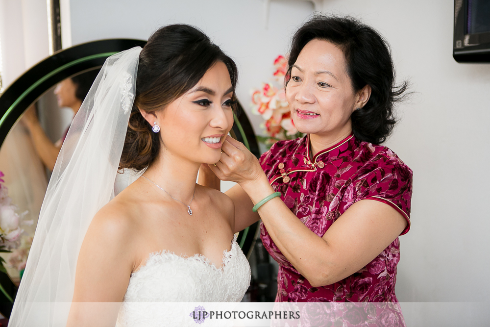 04-pasadena-wedding-photographer-getting-ready-photos