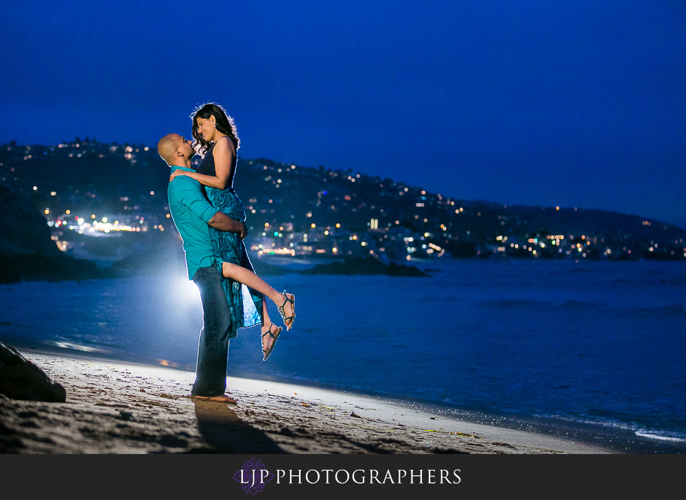 08-laguna-beach-engagement-photographer