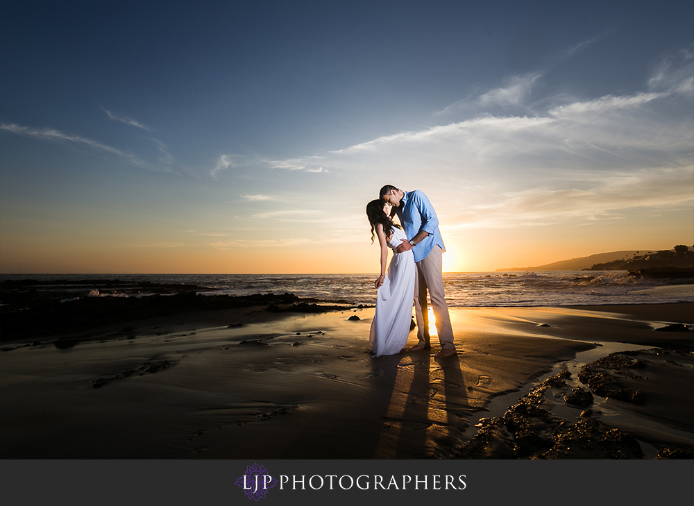 09-laguna-beach-indian-engagement-photos