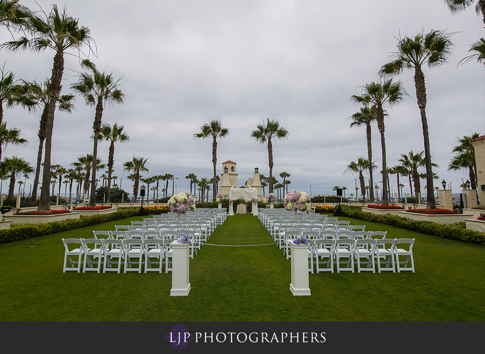 11-hyatt-regency-huntington-beach-wedding-photographer-wedding-ceremony-photos