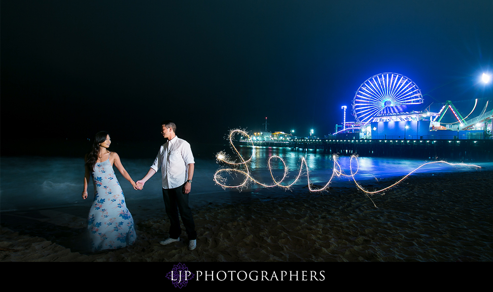 15-santa-monica-engagement-photographer