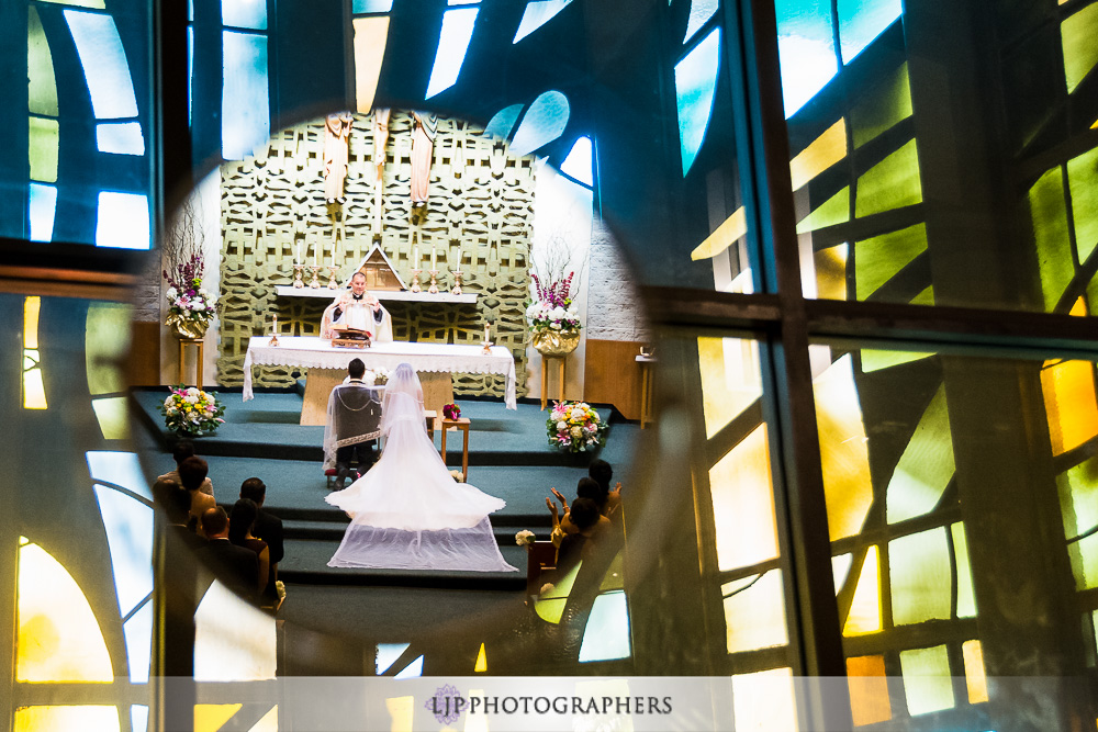 16-long-beach-performing-arts-center-wedding-photographer-wedding-ceremony