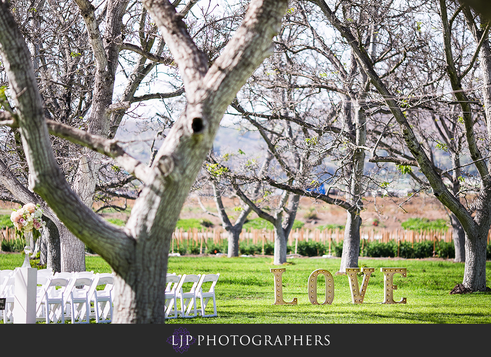16-the-walnut-grove-wedding-photographer-wedding-ceremony-photos