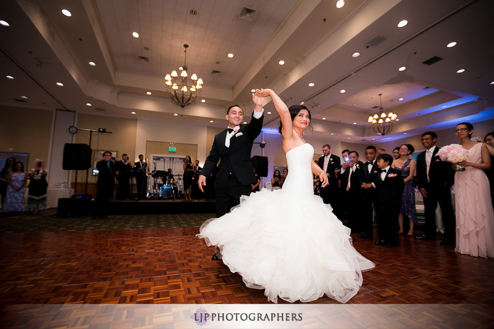 21-los-coyotes-country-club-wedding-photographer-wedding-reception-photos