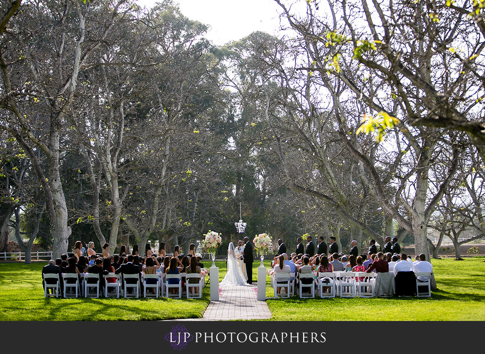 21-the-walnut-grove-wedding-photographer-wedding-ceremony-photos