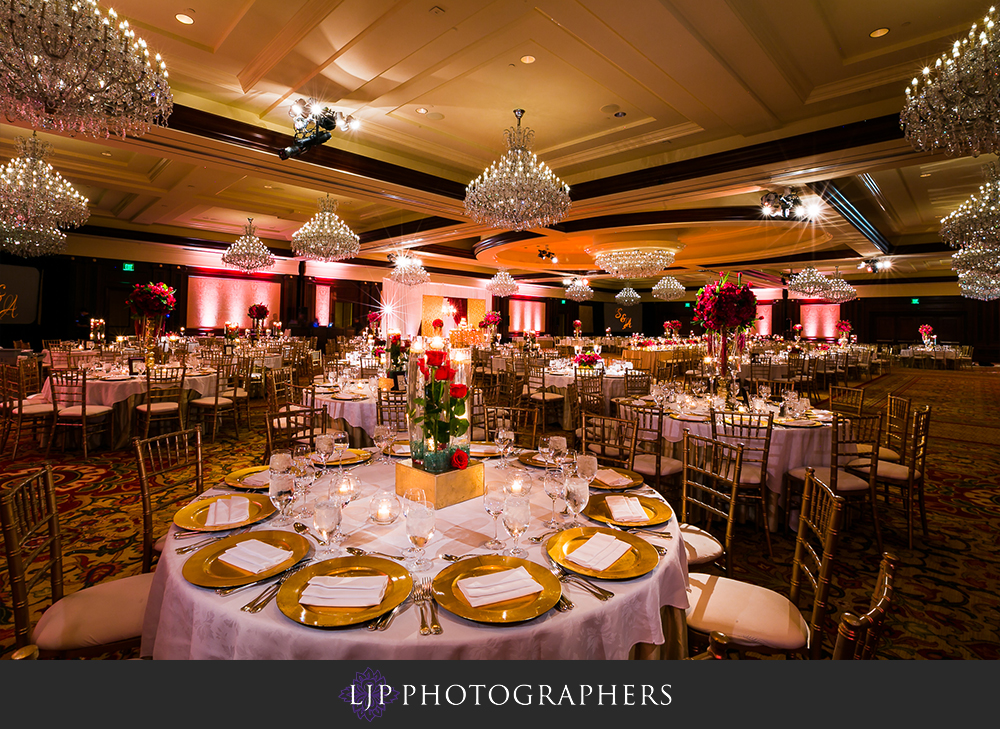 22-four-seasons-hotel-westlake-village-indian-wedding-photographer