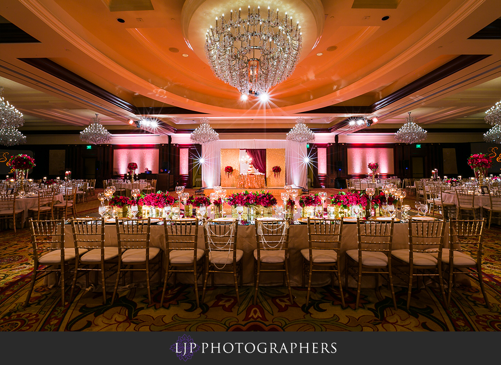 23-four-seasons-hotel-westlake-village-indian-wedding-photographer