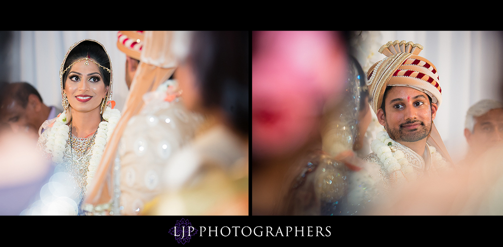 24-anaheim-marriott-indian-wedding-photographer-wedding-ceremony-photos