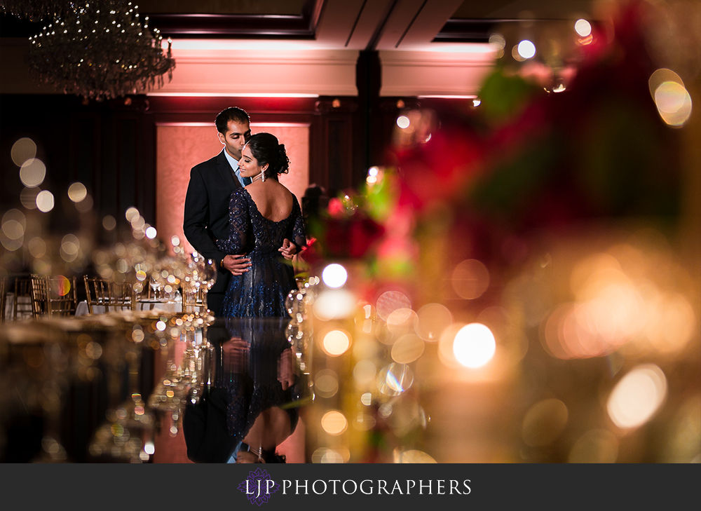 26-four-seasons-hotel-westlake-village-indian-wedding-photographer