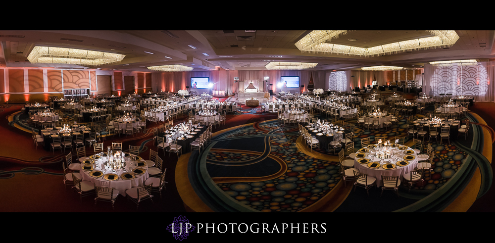 27-anaheim-marriott-indian-wedding-photographer-wedding-reception-photos