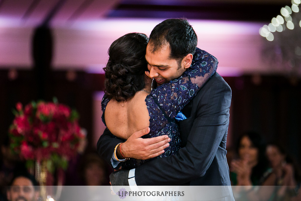 32-four-seasons-hotel-westlake-village-indian-wedding-photographer