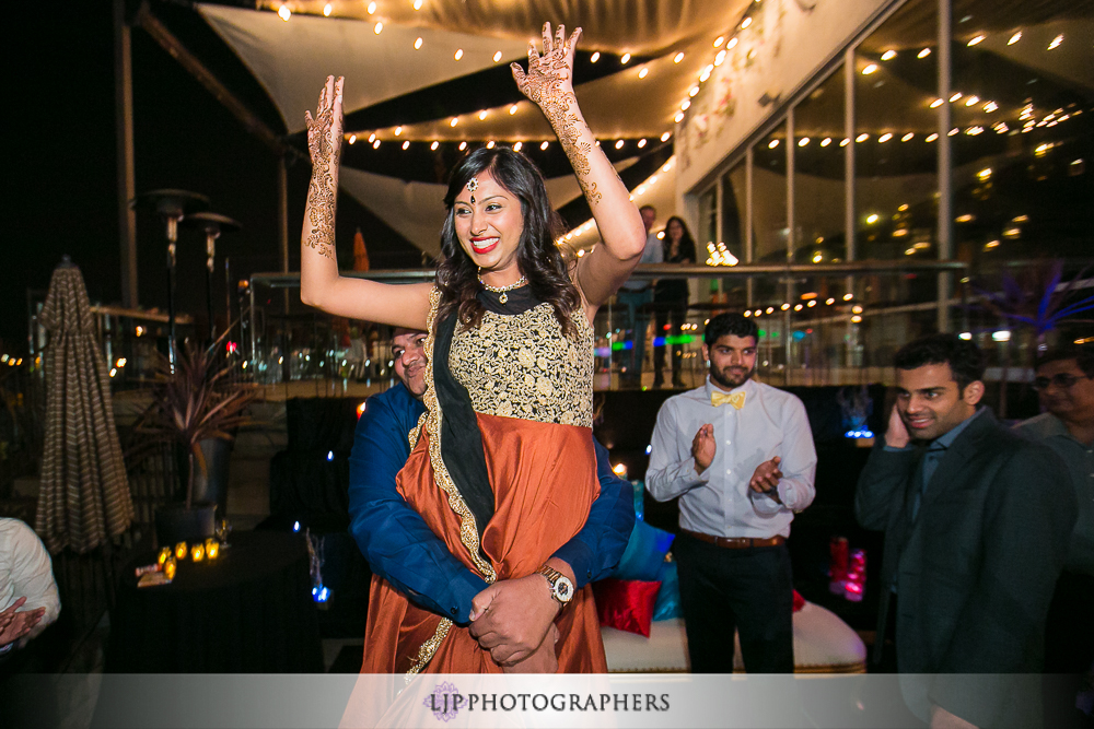 38-hotel-maya-pre-wedding-indian-photographer