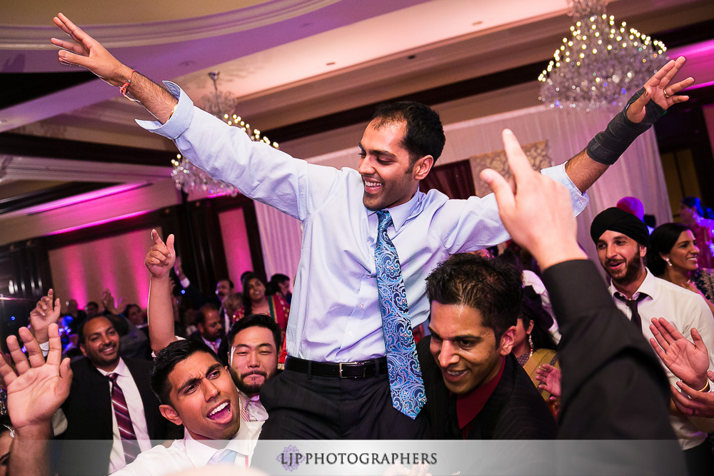 41-four-seasons-hotel-westlake-village-indian-wedding-photographer