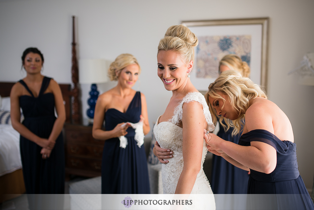 47-park-hyatt-aviara-resort-wedding-photographer-getting-ready-photos