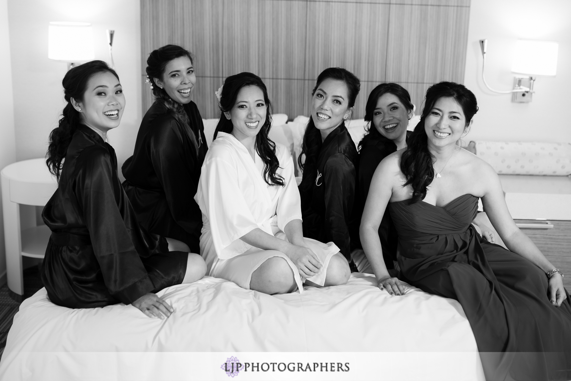 03-jw-marriott-los-angeles-wedding-photographer-getting-ready-photos