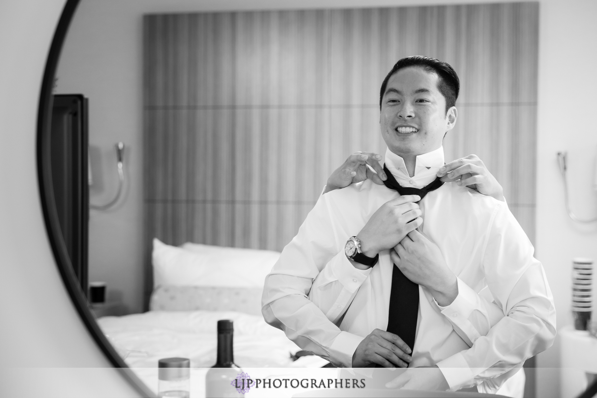 04-jw-marriott-los-angeles-wedding-photographer-getting-ready-photos