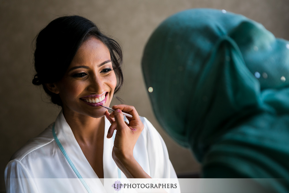 04-taglyan-complex-wedding-photographer-getting-ready-photos