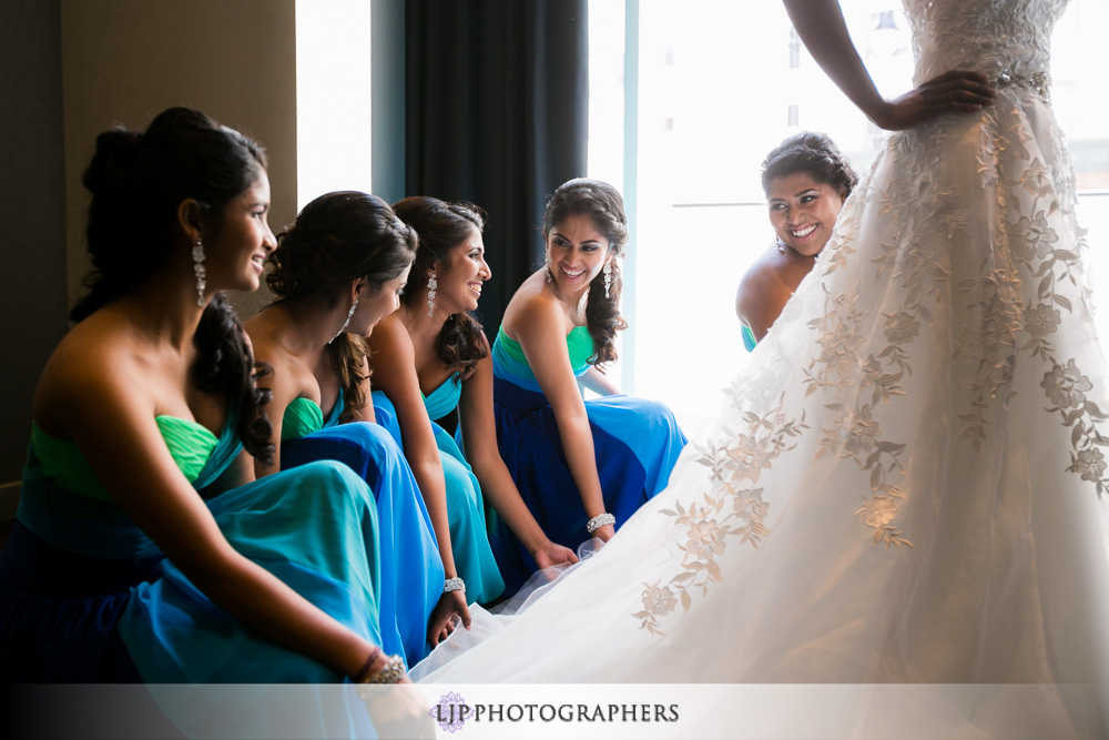 05-taglyan-complex-wedding-photographer-getting-ready-photos