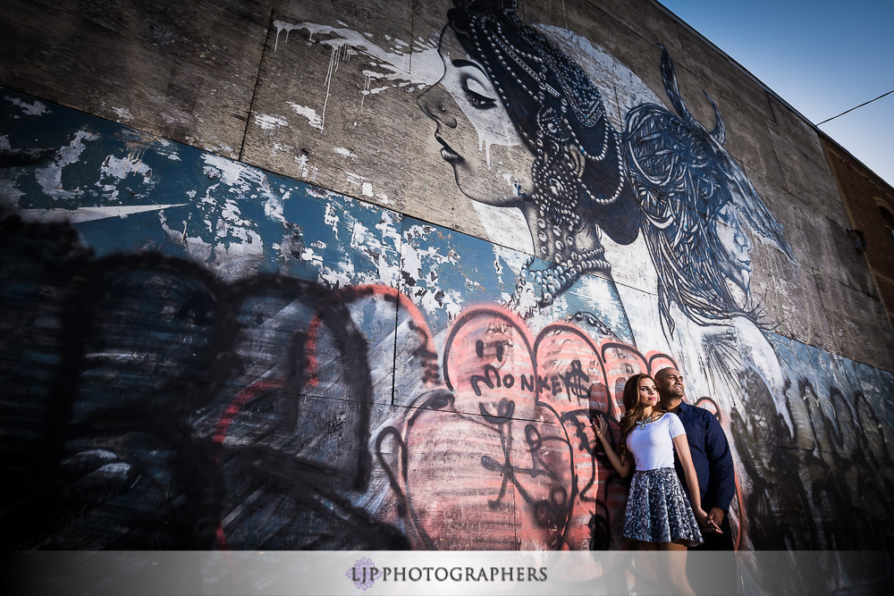 07-art-district-los-angeles-engagement-photographer