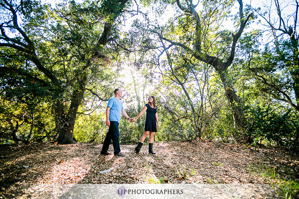 07-irvine-regional-park-engagement-photos