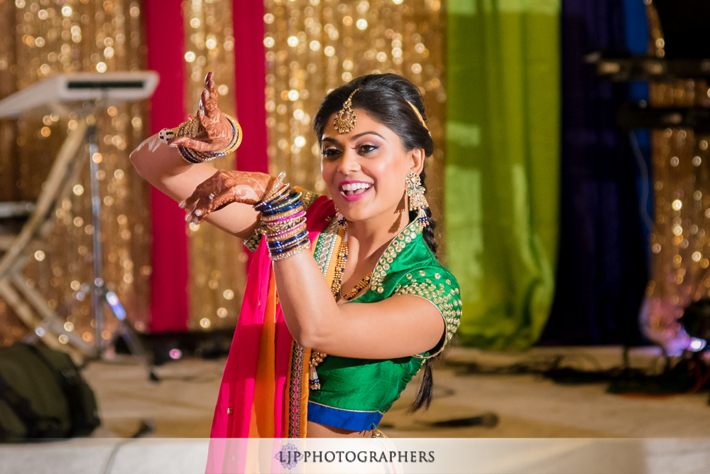 13-indian-pre-wedding-event-photographer