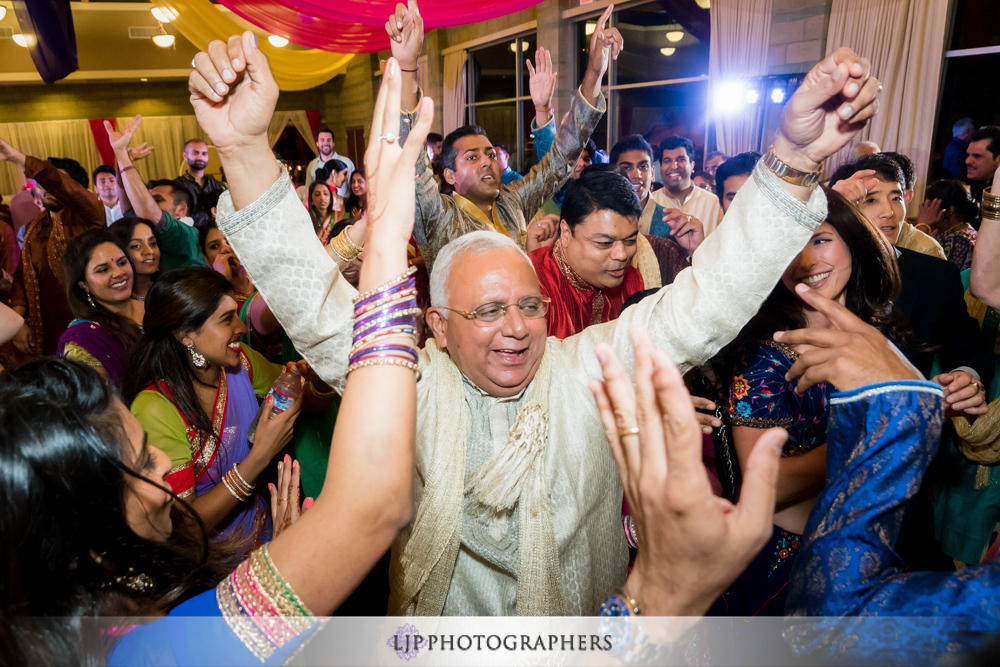 17-indian-pre-wedding-event-photographer