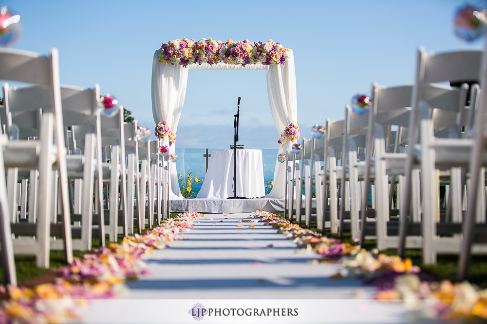 18-laguna-cliffs-marriott-wedding-photographer-wedding-ceremony-photos