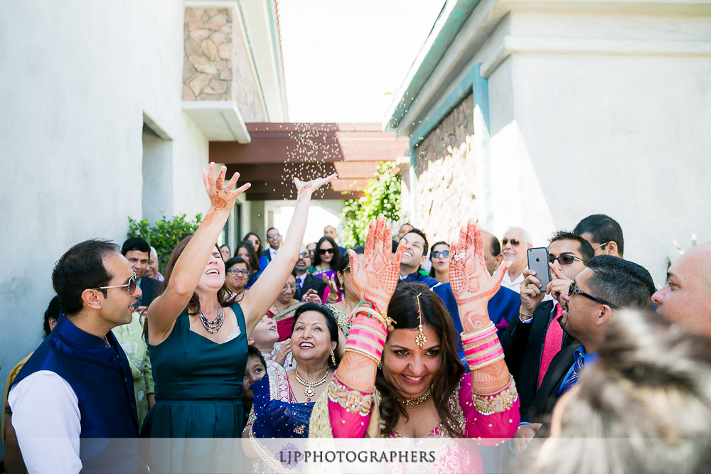 20-old-ranch-country-club-seal-beach-indian-wedding-photographer-couple-session-photos