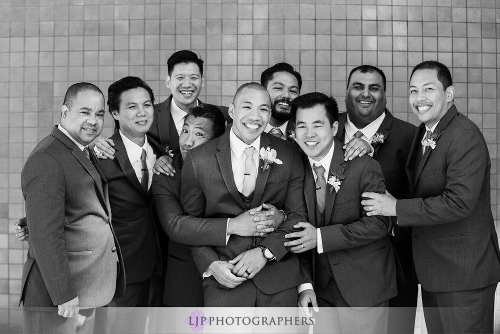 20-seven-degrees-laguna-beach-wedding-photographer-wedding-party-couple-session-photos