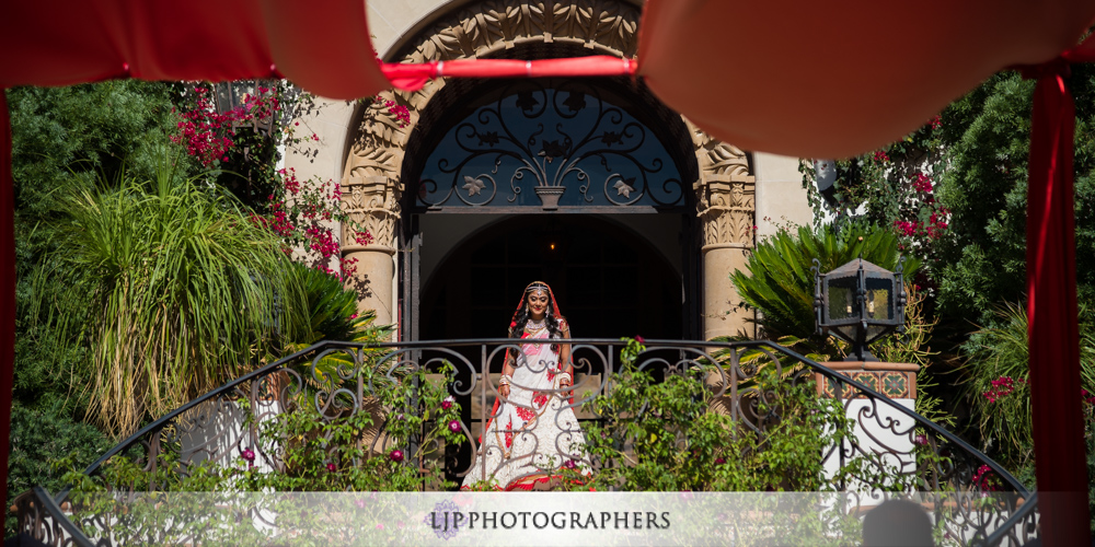 21-hummingbird-nest-ranch-indian-wedding-photographer-wedding-ceremony-photos