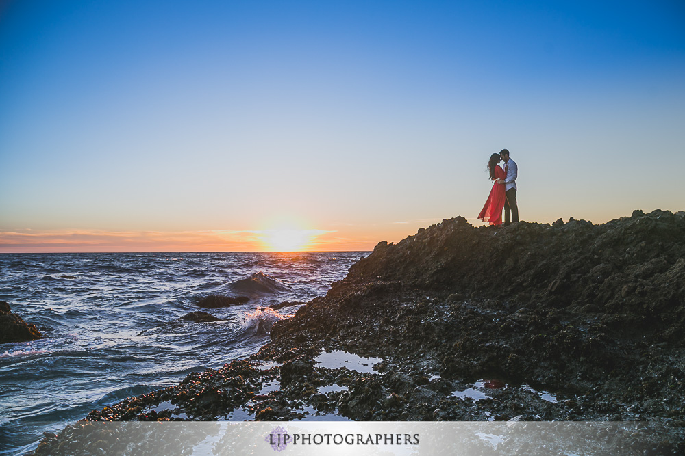 26-laguna-beach-engagement-photographer