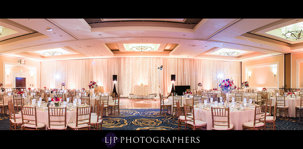 26-laguna-cliffs-marriott-wedding-photographer-wedding-reception-photos