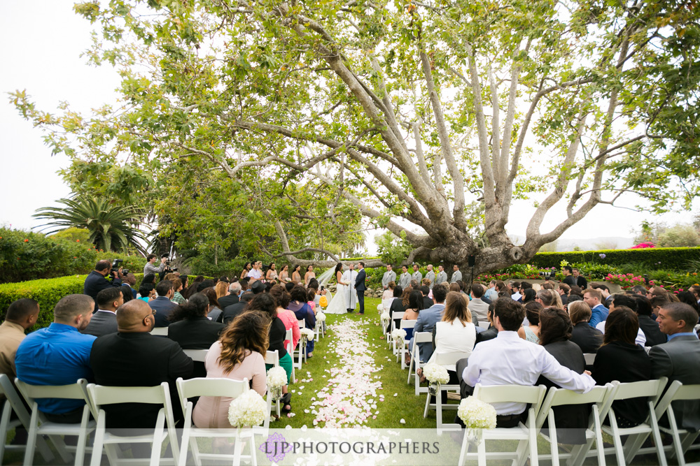 27-adamson-house-malibu-wedding-photographer-wedding-wedding-ceremony-photos