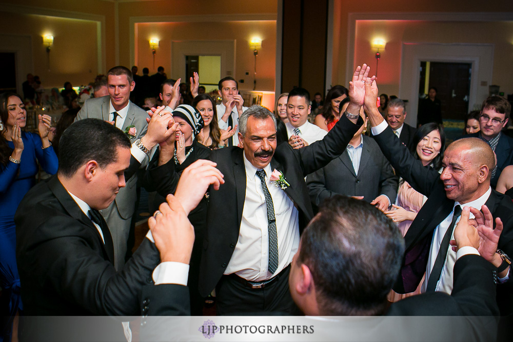 34-laguna-cliffs-marriott-wedding-photographer-wedding-reception-photos