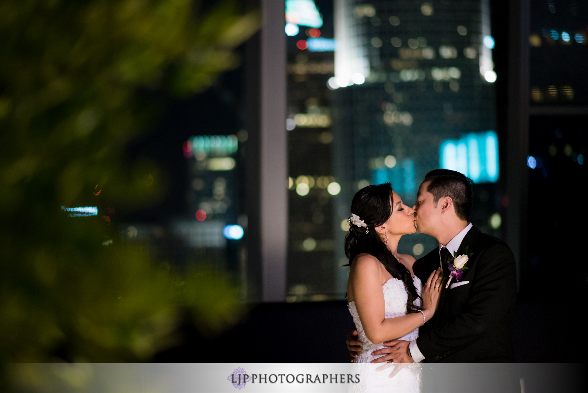 35-jw-marriott-los-angeles-wedding-photographer-wedding-reception-photos