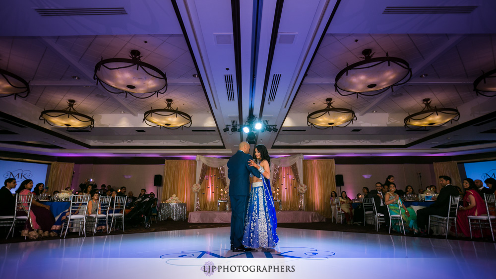 38-hilton-orange-county-costa-mesa-indina-wedding-photographer-wedding-reception-photos