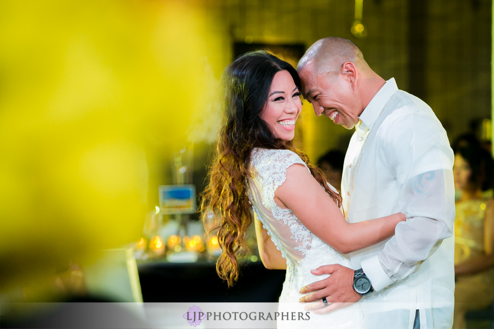 38-seven-degrees-laguna-beach-wedding-photographer-wedding-reception-photos