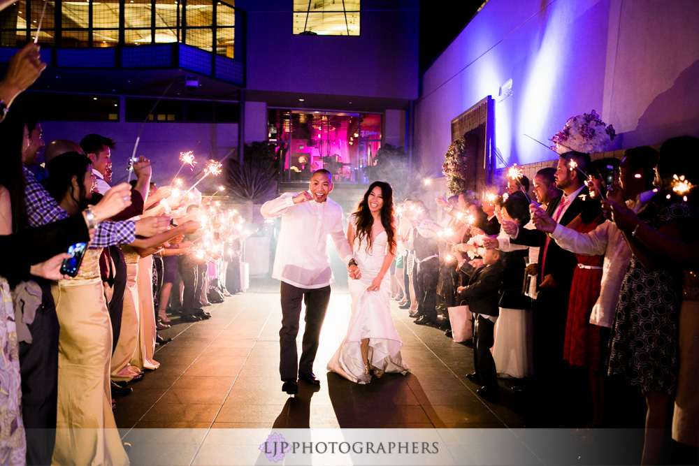 49-seven-degrees-laguna-beach-wedding-photographer-wedding-reception-photos