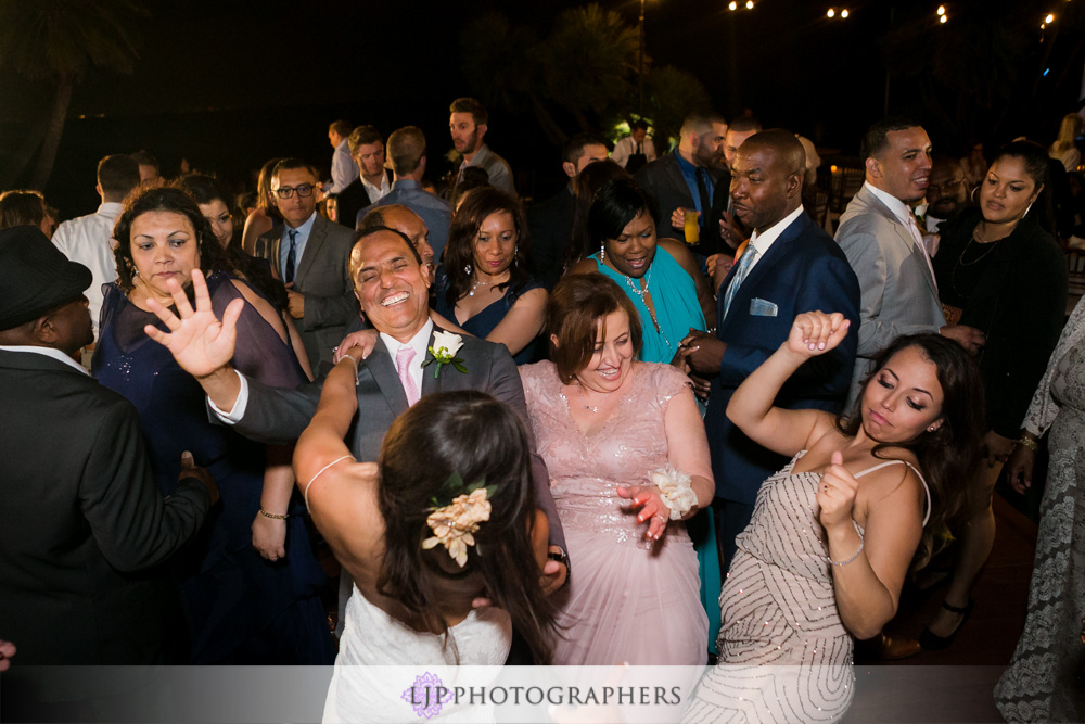 54-adamson-house-malibu-wedding-photographer-wedding-reception-photos