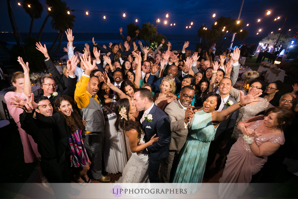 60-adamson-house-malibu-wedding-photographer-wedding-reception-photos