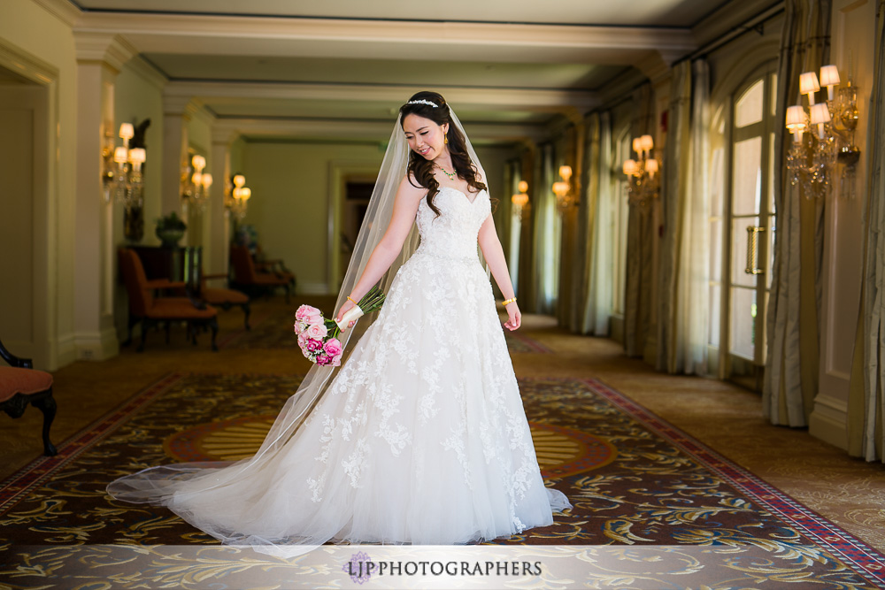 04-the-langham-huntington-pasadena-wedding-photographer-getting-ready-photos