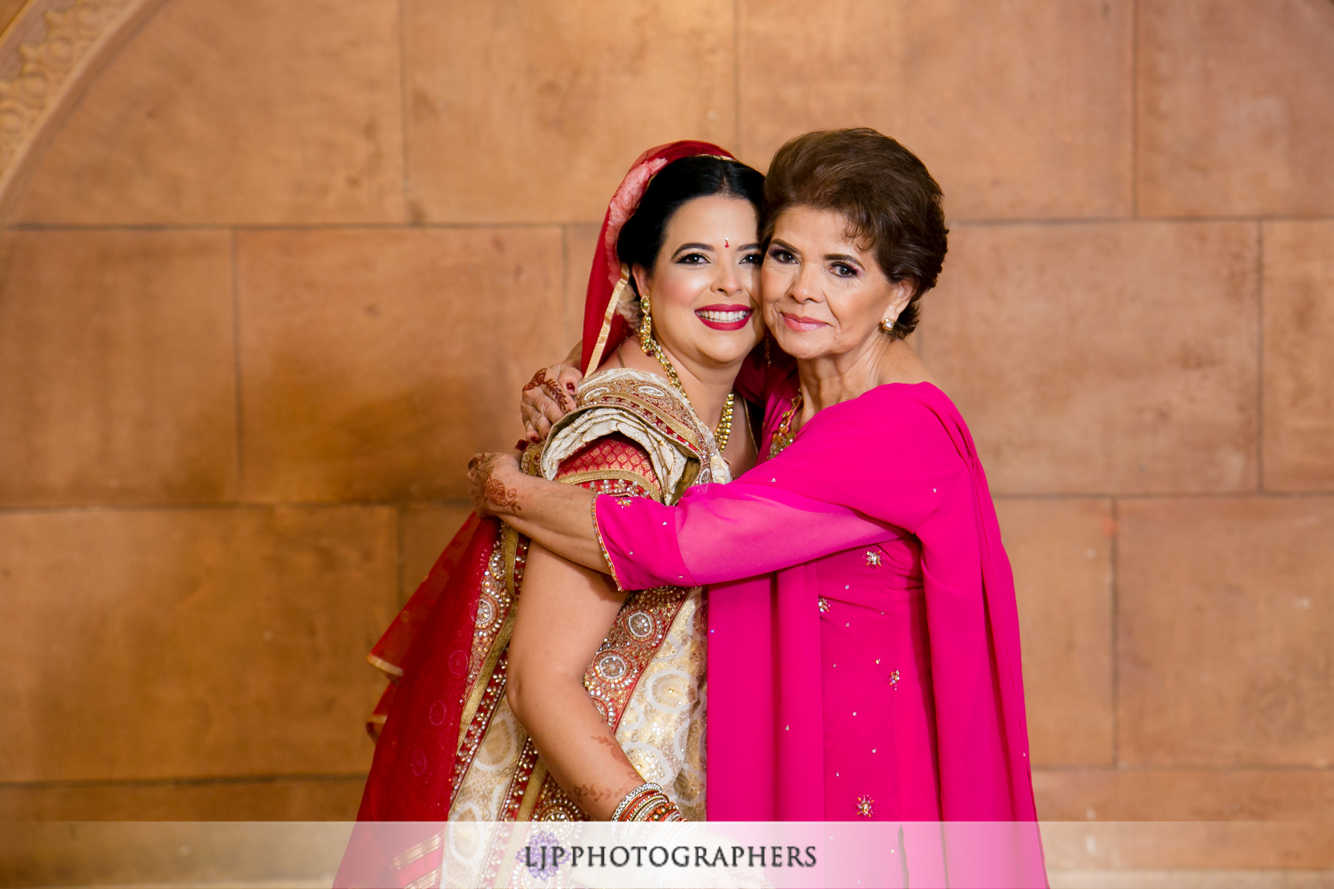 11-le-foyer-ballroom-north-hollywood-indian-wedding-photographer-wedding-ceremony-photos