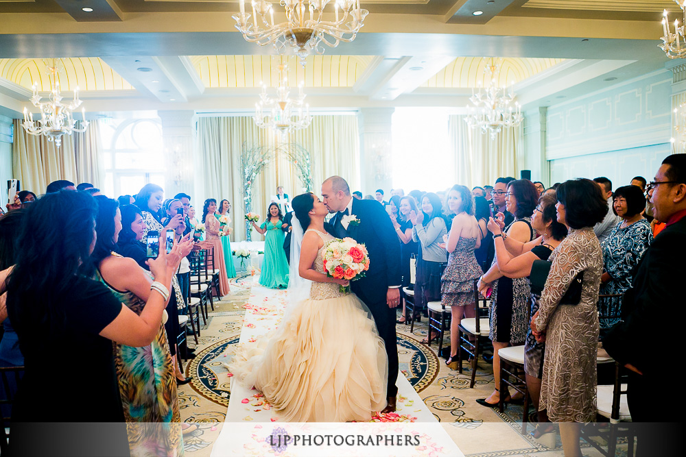 16-casa-del-mar-santa-monica-wedding-photographer-wedding-ceremony-photos