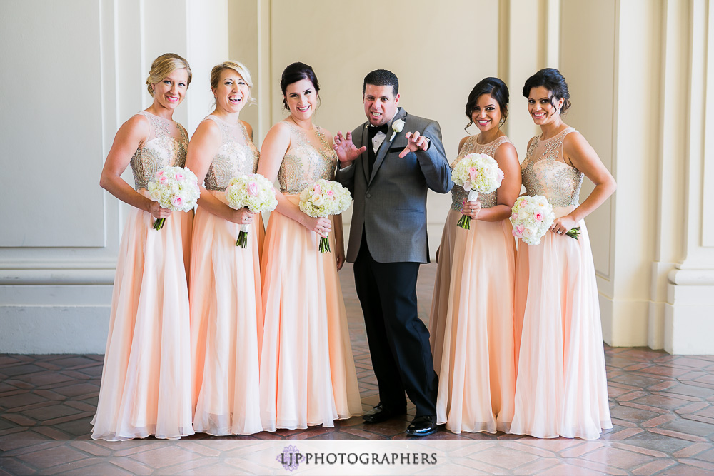 17-la-banquets-glenoaks-ballroom-wedding-photographer-first-look-wedding-party-couple-session-photos