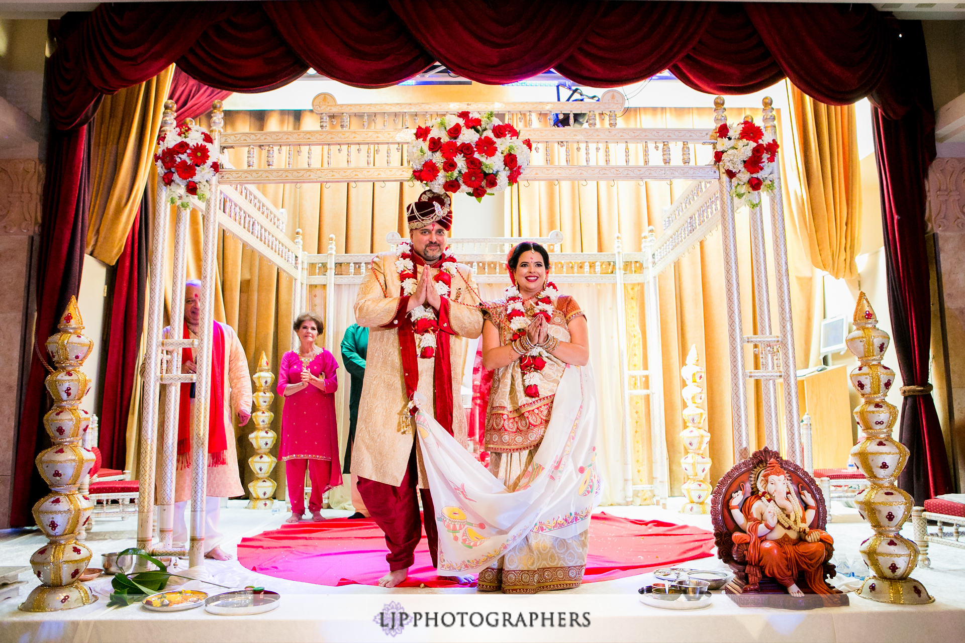 24-le-foyer-ballroom-north-hollywood-indian-wedding-photographer-wedding-ceremony-photos