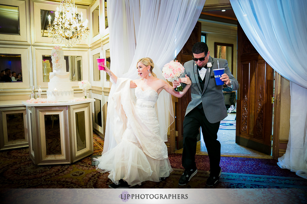 26-la-banquets-glenoaks-ballroom-wedding-photographer-wedding-reception-photos