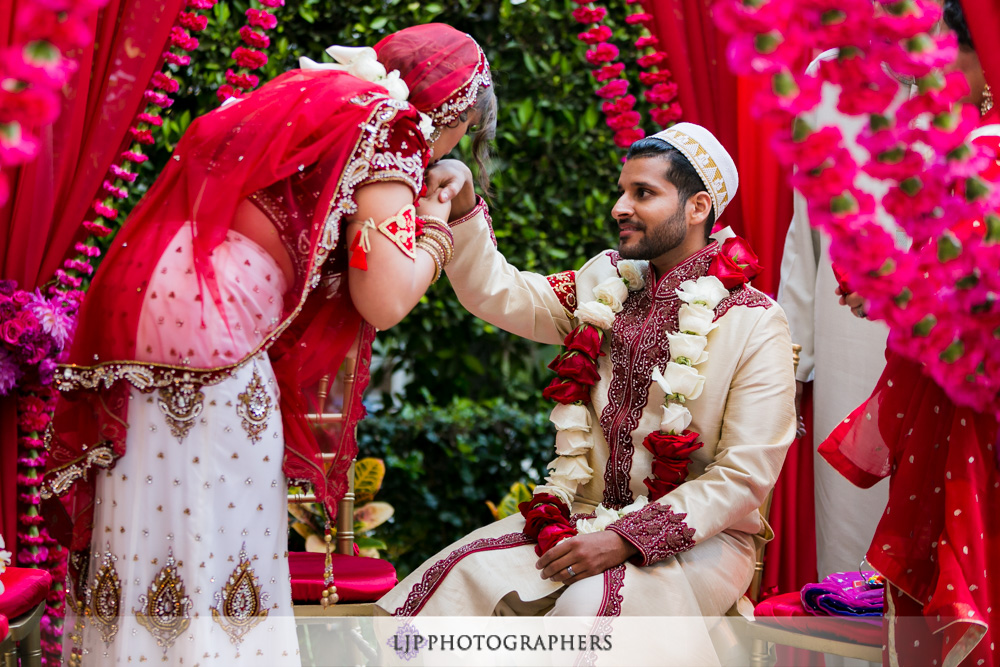 28-the-ritz-carlton-marina-del-rey-indian-filipino-wedding-photographer-indian-wedding-ceremony-photos